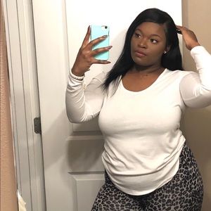 Meet your Posher, Claudia